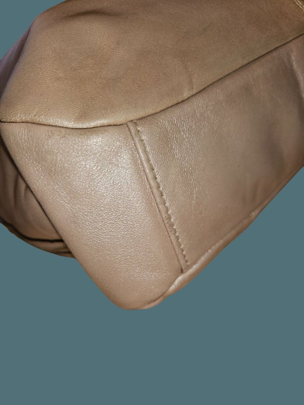 Coach Gallery Soft Leather Zipper Tote Shoulder Bag - Picture 9 of 16